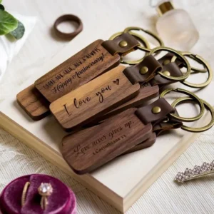 Portachiavi Personalizzato in Legno Eleganza Made in Italy